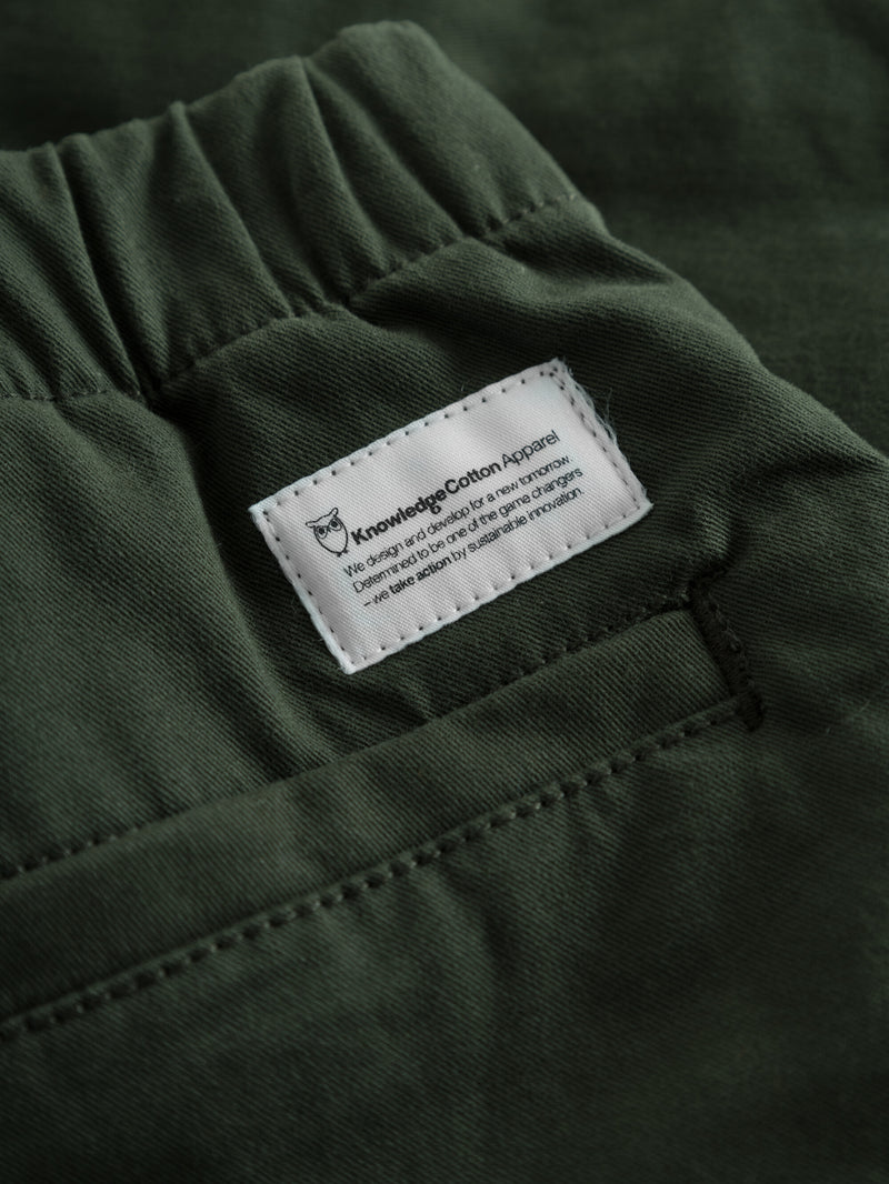 KnowledgeCotton Apparel - YOUNG Baggy twill shorts belt details Shorts 1090 Forrest Night