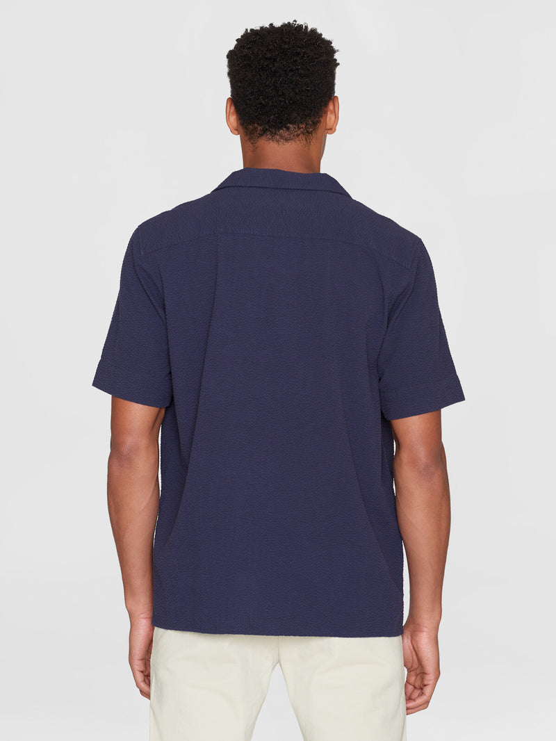 KnowledgeCotton Apparel - MEN Box short sleeve seersucker shirt GOTS/Vegan Shirts 1412 Night Sky