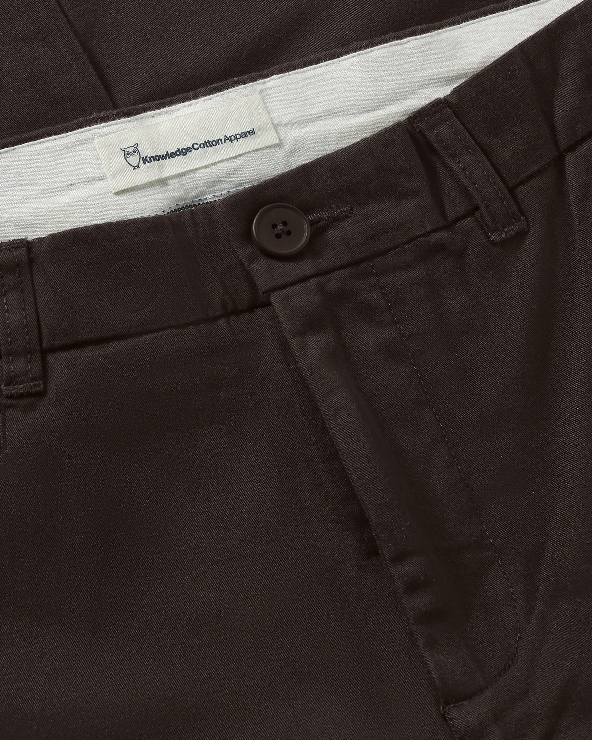 KnowledgeCotton Apparel - MEN CHUCK regular twill chino pants Pants 1487 Chocolate Torte