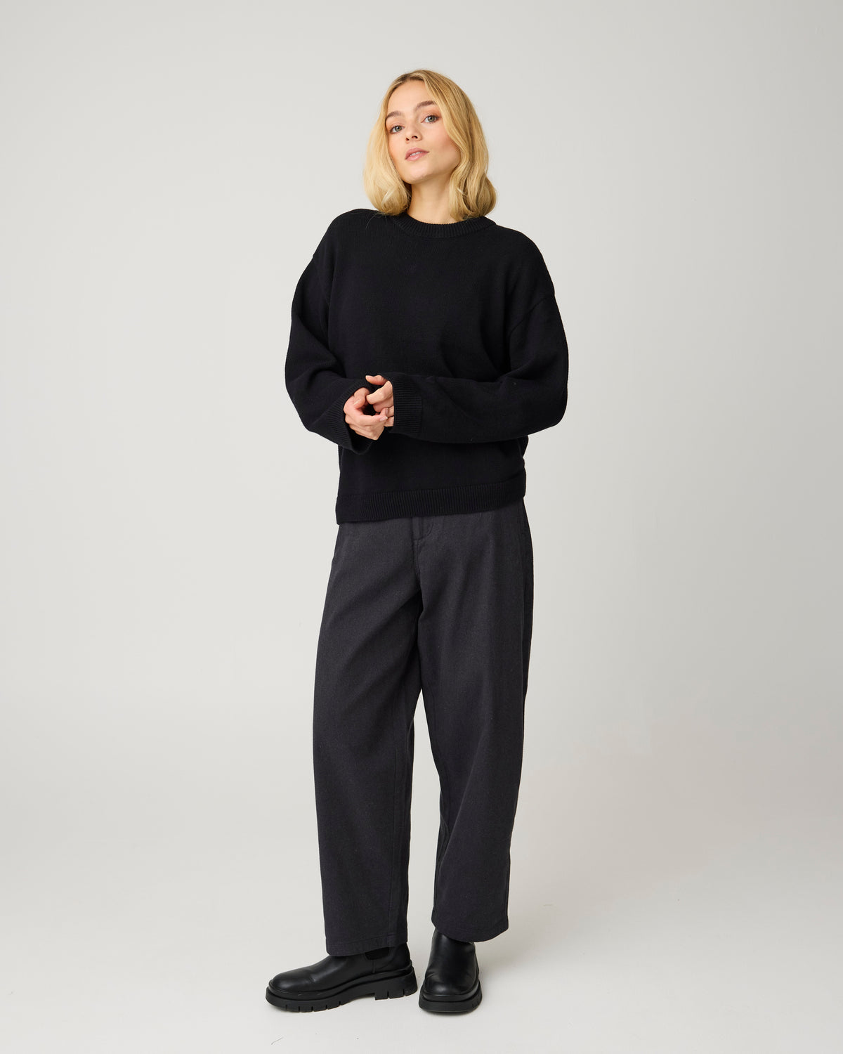 KnowledgeCotton Apparel - WMN Cashmere crew neck sweater Knits 1300 Black Jet