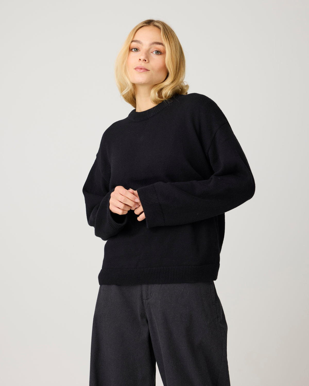 KnowledgeCotton Apparel - WMN Cashmere crew neck sweater Knits 1300 Black Jet