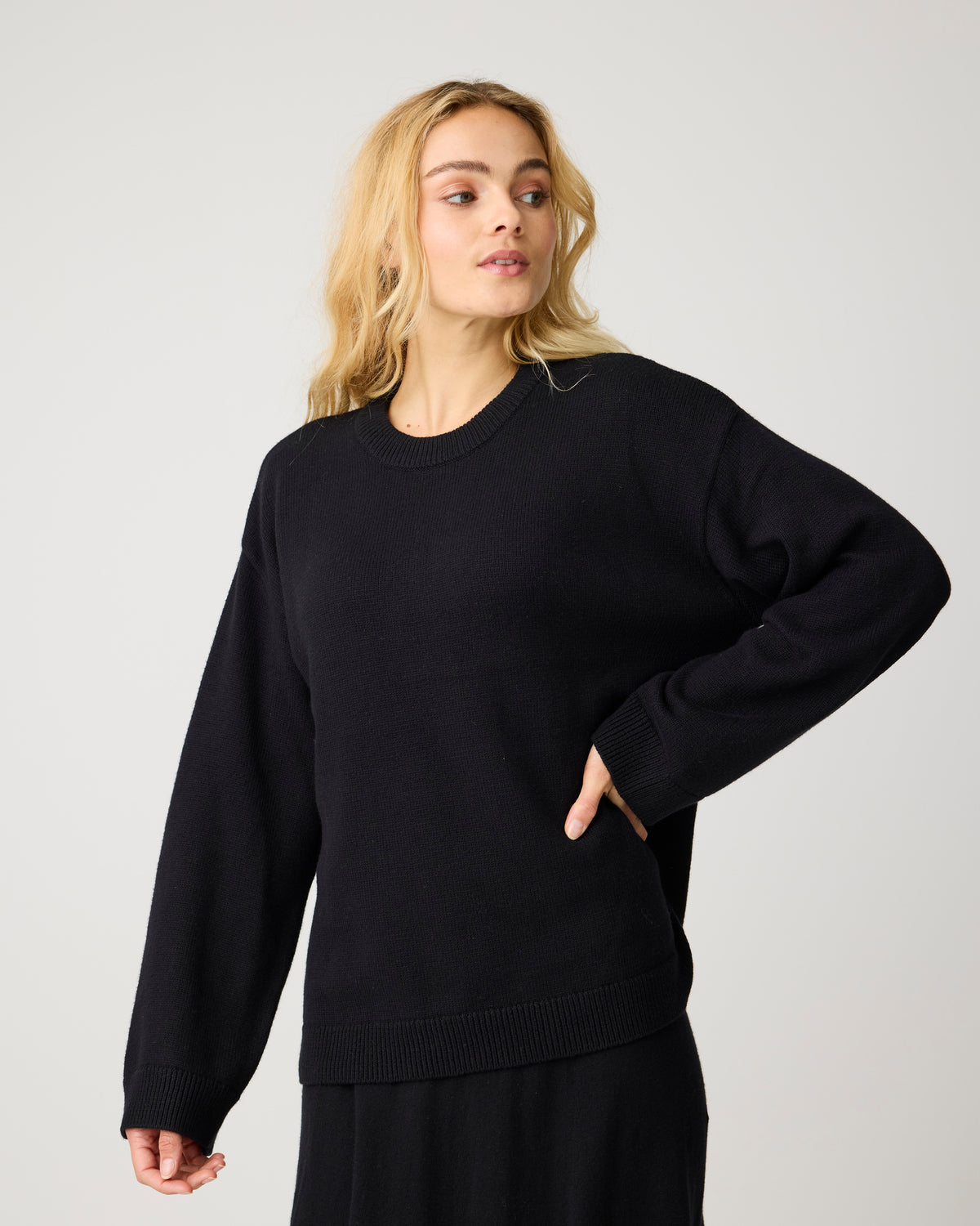 KnowledgeCotton Apparel - WMN Cashmere crew neck sweater Knits 1300 Black Jet