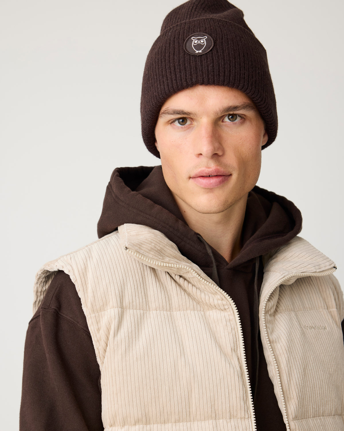 KnowledgeCotton Apparel - MEN Corduroy puffer vest Vests 1228 Light feather gray
