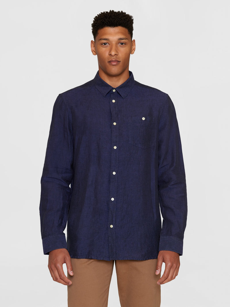 KnowledgeCotton Apparel - MEN Custom fit linen shirt Shirts 1450 Yarndyed - Total Eclipse