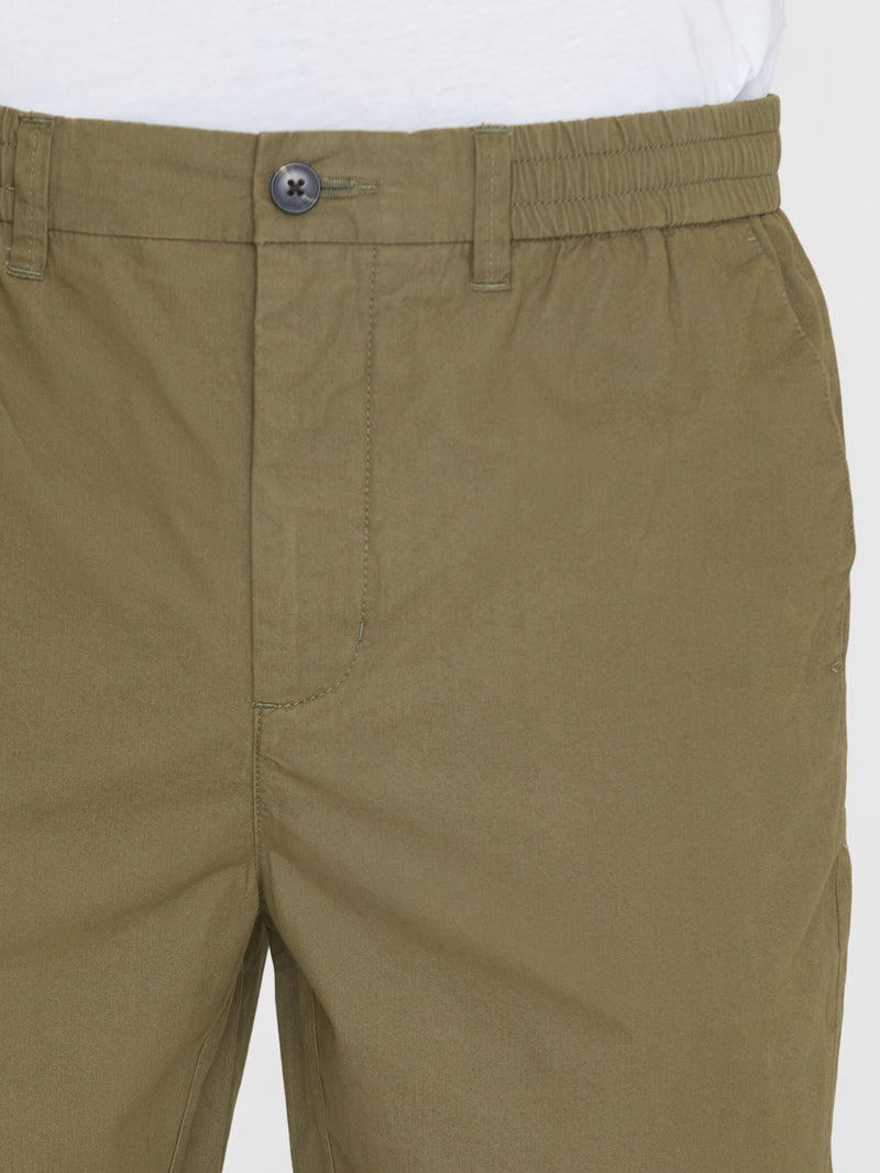KnowledgeCotton Apparel - MEN FIG loose poplin elastic waist string shorts - GOTS/Vegan Shorts 1068 Burned Olive