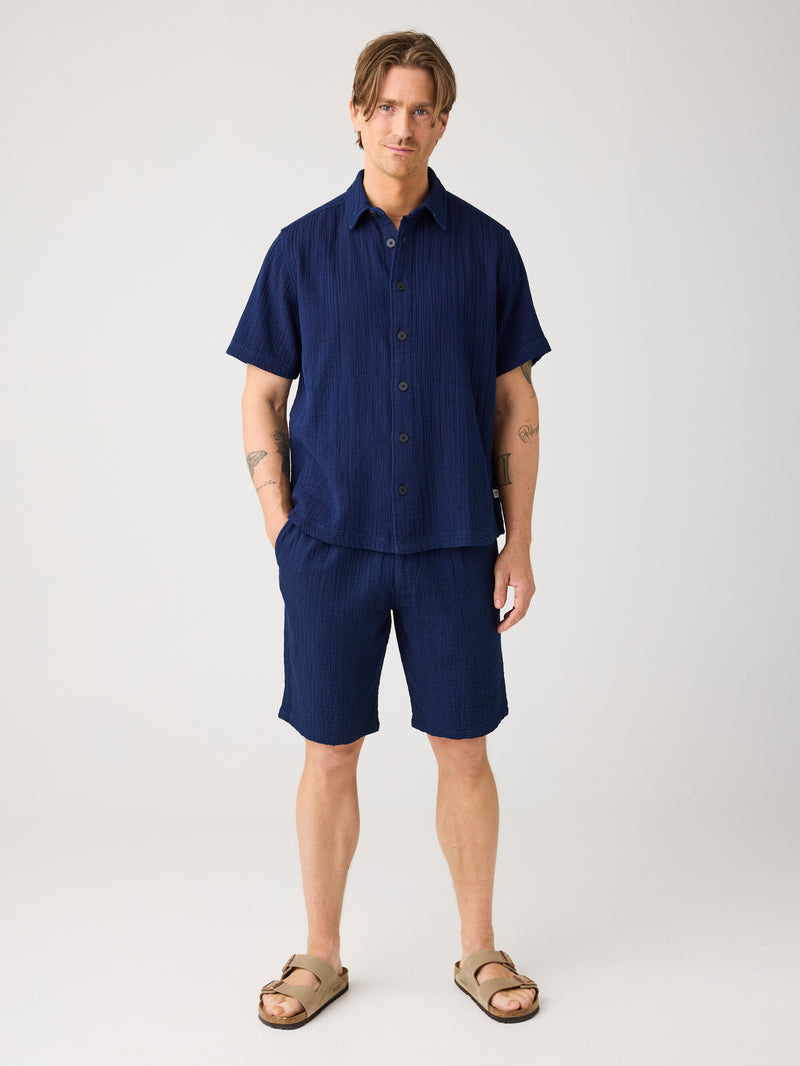 KnowledgeCotton Apparel - MEN Fig loose dobby shorts Shorts 1483 Indigo