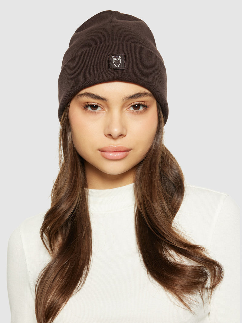 KnowledgeCotton Apparel - UNI Knitted rib beanie Hats 1394 Chocolate Plum