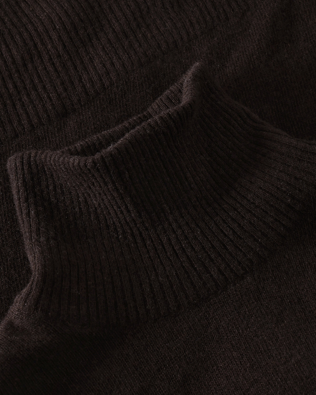KnowledgeCotton Apparel - WMN Lambswool high neck sweater Knits 1487 Chocolate Torte