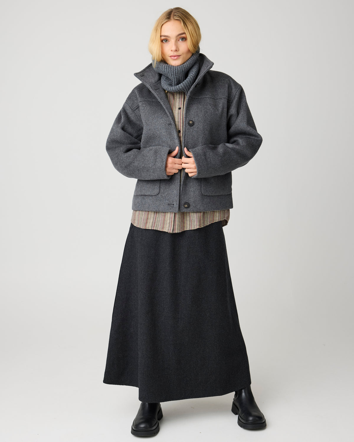 KnowledgeCotton Apparel - UNI Lambswool rib snood Scarfs 1073 Dark Grey Melange