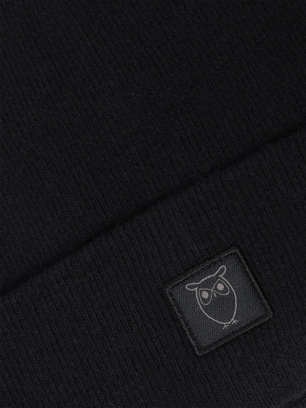 KnowledgeCotton Apparel - UNI Merino double layer badge beanie Hats 1300 Black Jet