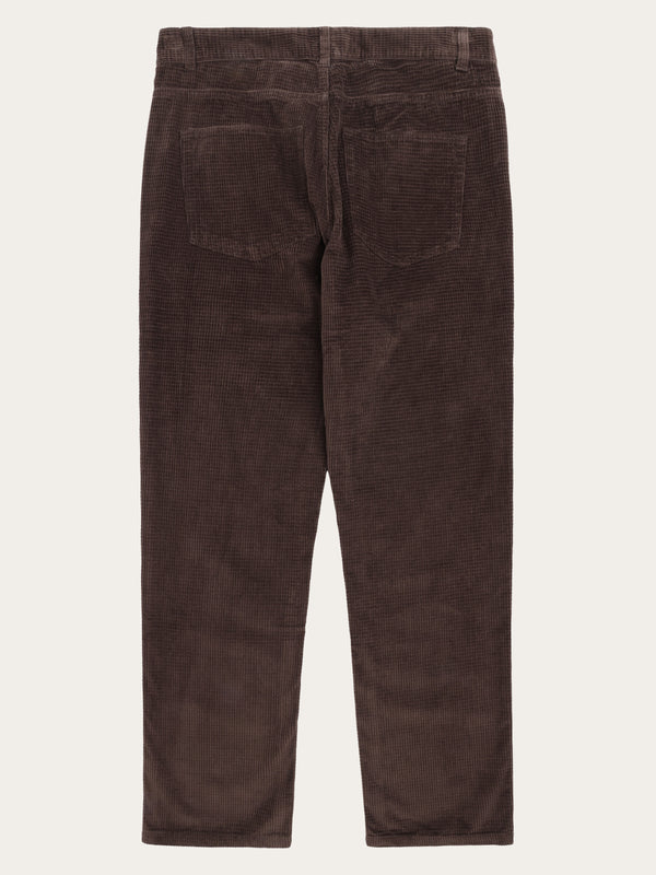 KnowledgeCotton Apparel - MEN Organic Cotton Chuck 5-pocket Corduroy Pants GOTS Pants 1487 Chocolate Torte