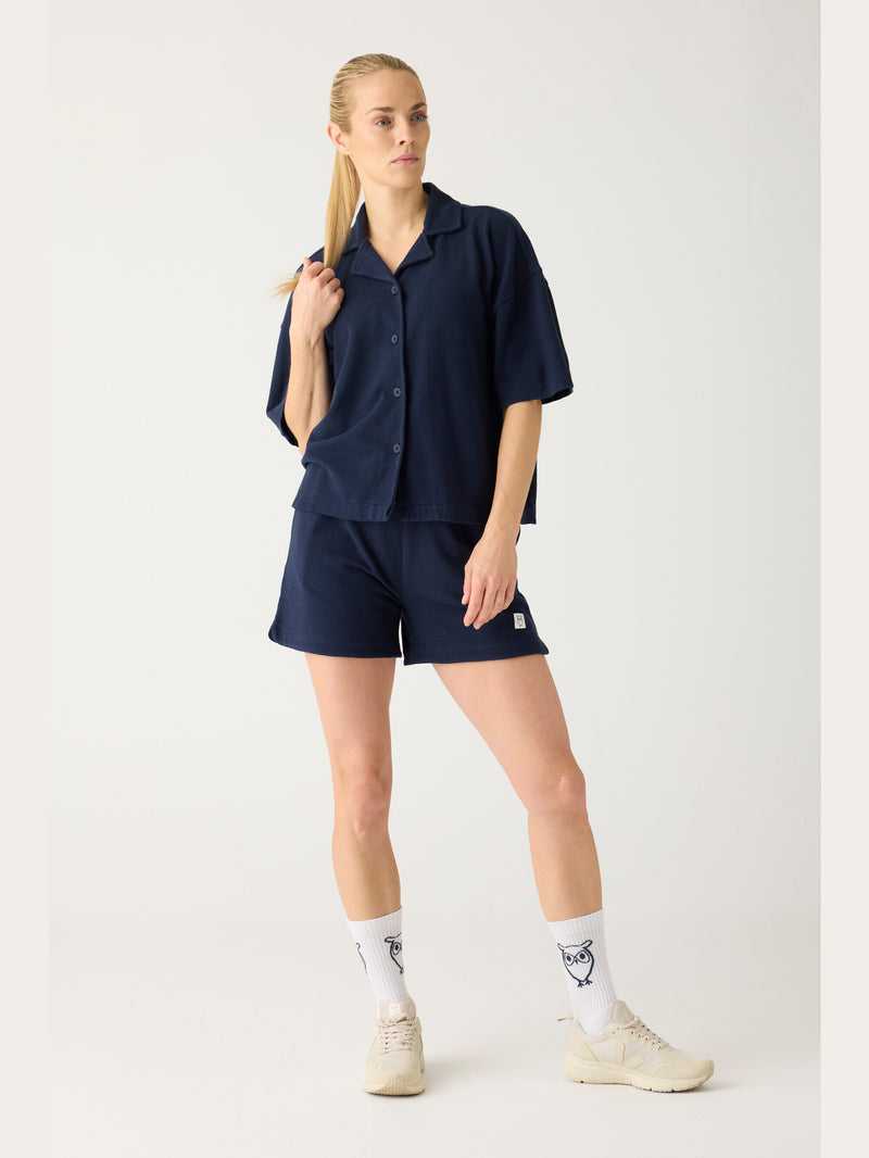 KnowledgeCotton Apparel - WMN POSEY elastic waist bouclé shorts - GOTS/Vegan Shorts 1412 Night Sky