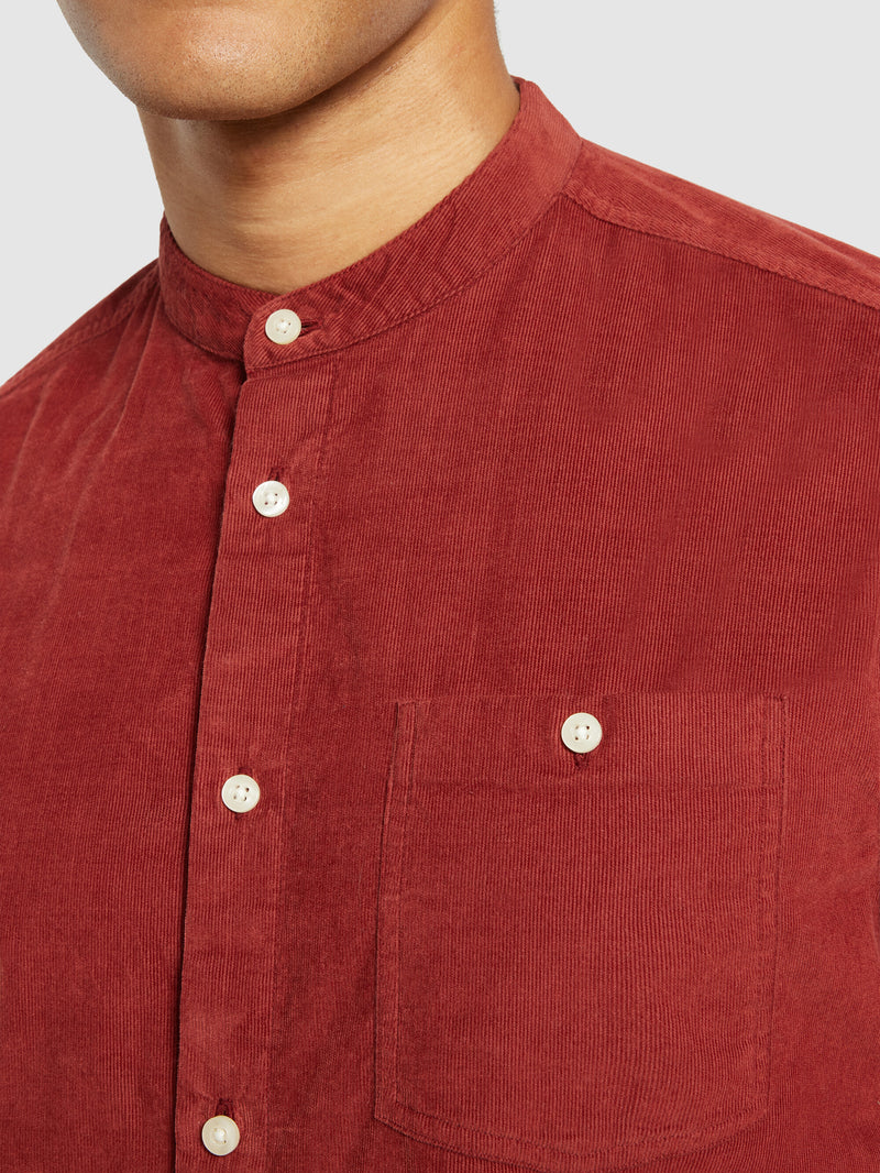 KnowledgeCotton Apparel - MEN Regular fit corduroy strand collar shirt Shirts 1478 Fired Brick