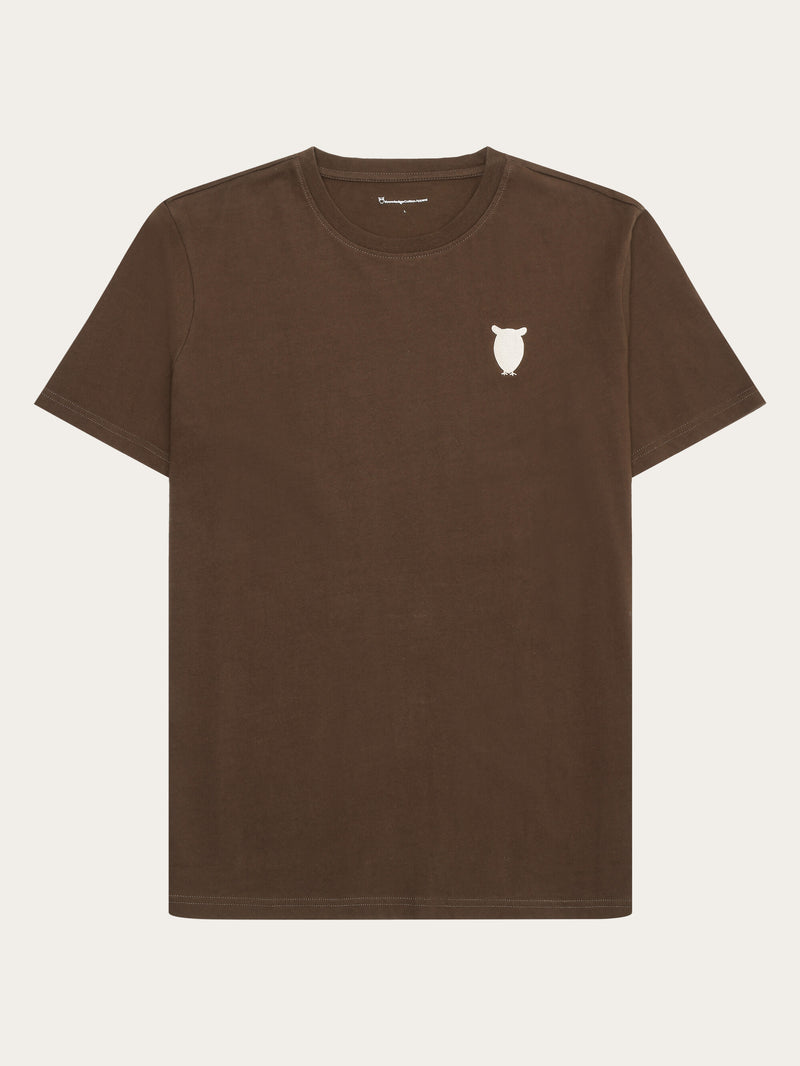 KnowledgeCotton Apparel - MEN Regular fit owl chest embroidery t-shirt T-shirts 1243 Demitasse (brown)