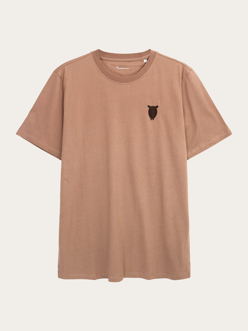 KnowledgeCotton Apparel - MEN Regular fit owl chest embroidery t-shirt T-shirts 1437 Chocolate Malt