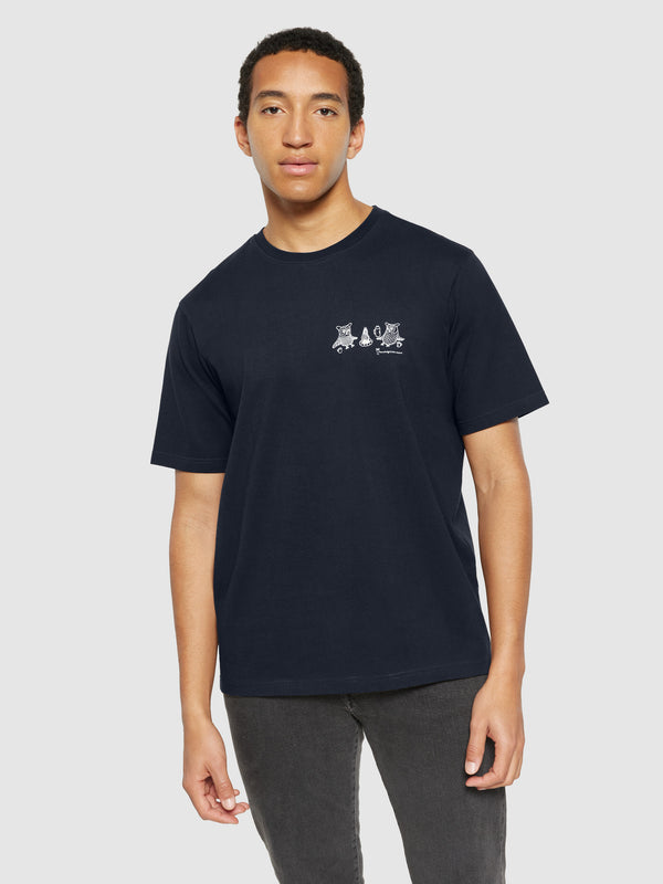 KnowledgeCotton Apparel - MEN Regular fit owl trip chest print t-shirt - Regenerative Organic Certified® - GOTS/Vegan T-shirts 1412 Night Sky