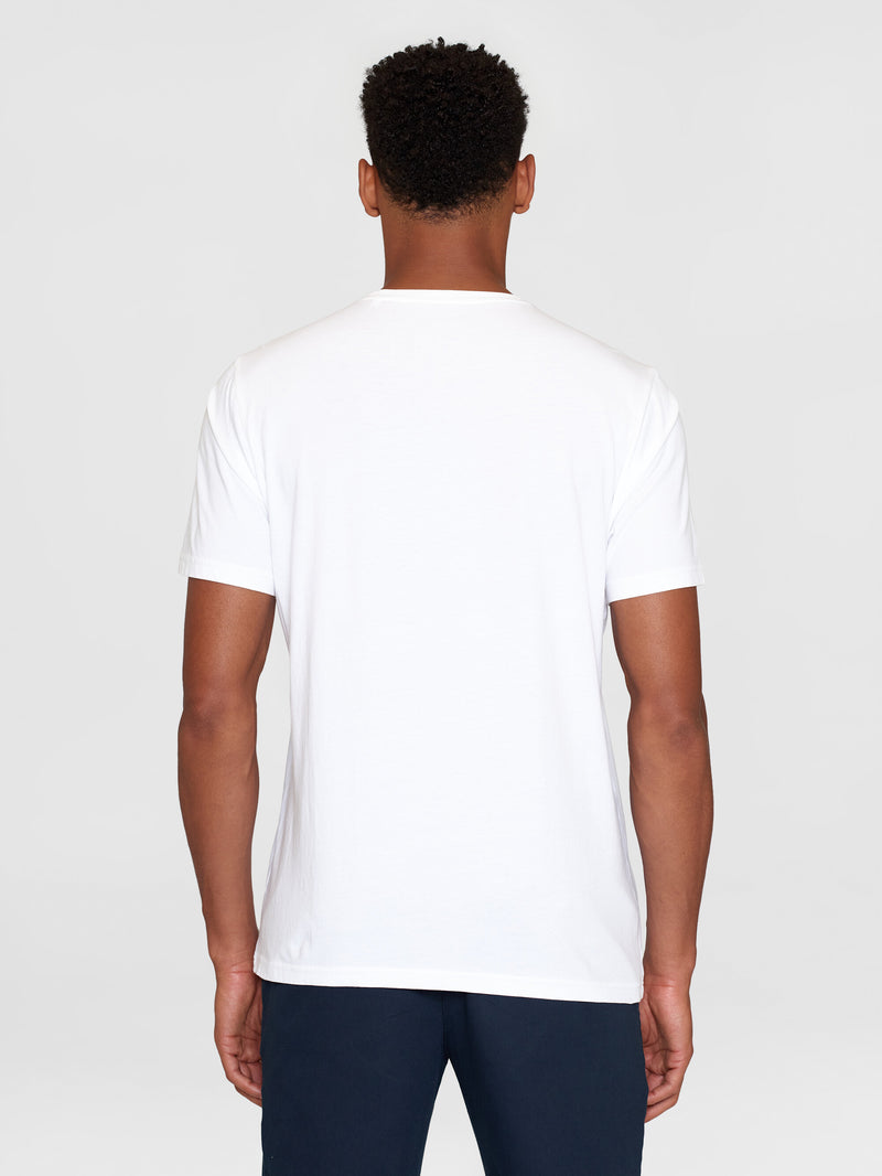 Buy Regular fit single jersey small chest print t-shirt - GOTS/Vegan -  Bright White - from KnowledgeCotton Apparel®