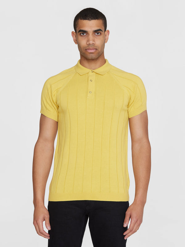 KnowledgeCotton Apparel - MEN Regular short sleeved striped knitted polo - GOTS/Vegan Polos 1429 Misted Yellow