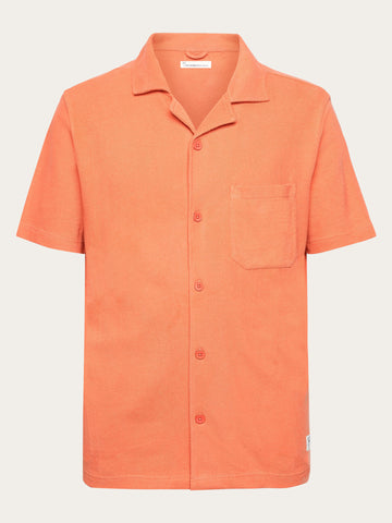 KnowledgeCotton Apparel - MEN Relaxed bouclé short sleeve shirt Shirts 1481 Langoustino