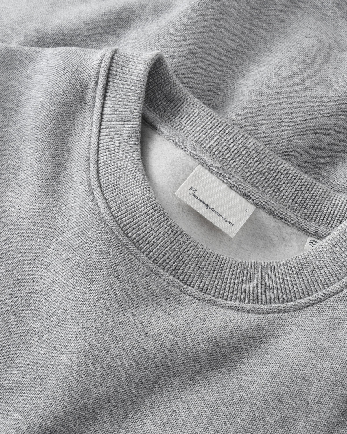 KnowledgeCotton Apparel - MEN Relaxed crew neck Sweats 1012 Grey Melange