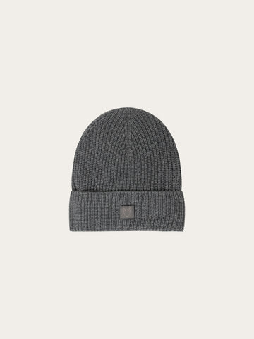 KnowledgeCotton Apparel - UNI Rib badge beanie Hats 1073 Dark Grey Melange