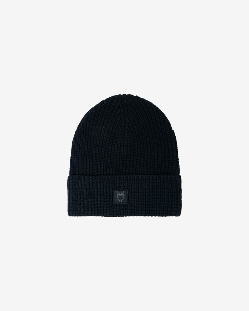 KnowledgeCotton Apparel - UNI Rib badge beanie Hats 1300 Black Jet
