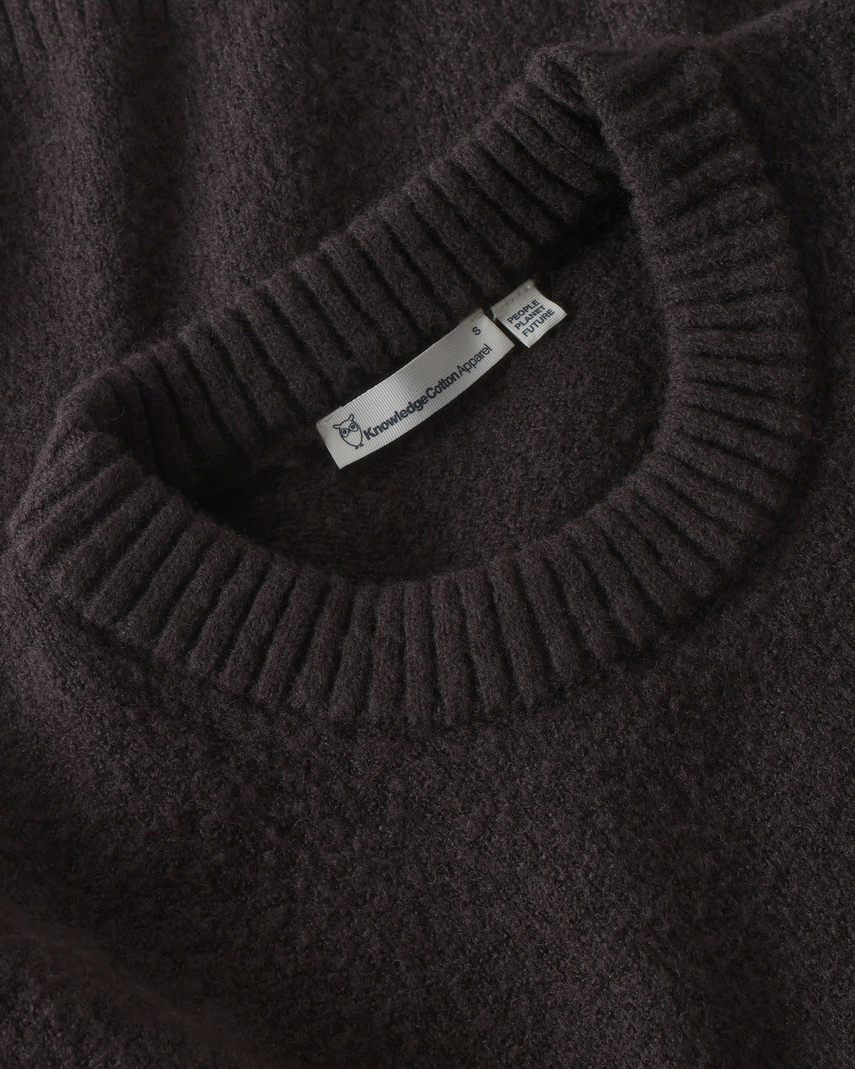 KnowledgeCotton Apparel - WMN Soufflé yarn sweater Knits 1487 Chocolate Torte