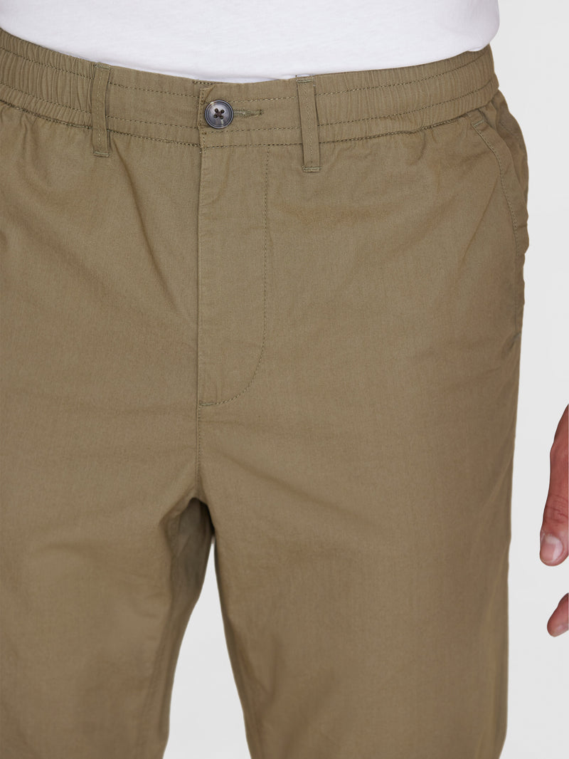 KnowledgeCotton Apparel - MEN TIM tapered poplin elastic waist string pants - GOTS/Vegan Pants 1068 Burned Olive