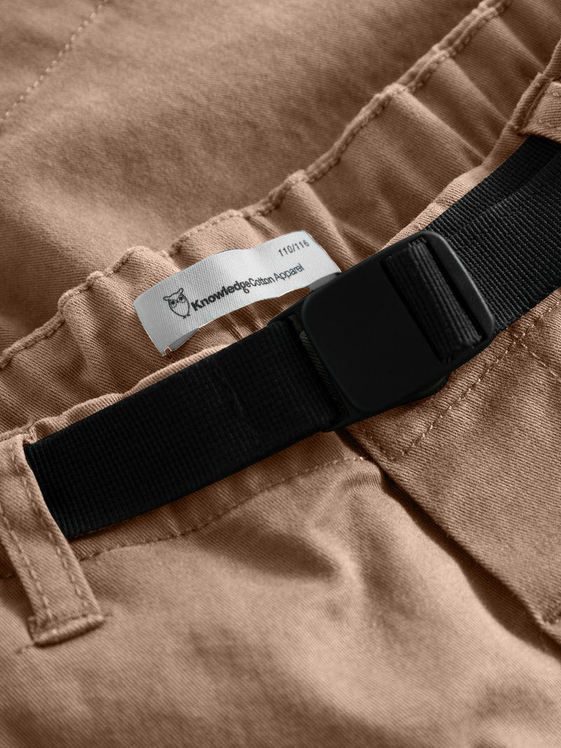 KnowledgeCotton Apparel - YOUNG Baggy twill shorts belt details Shorts 1019 Tuffet