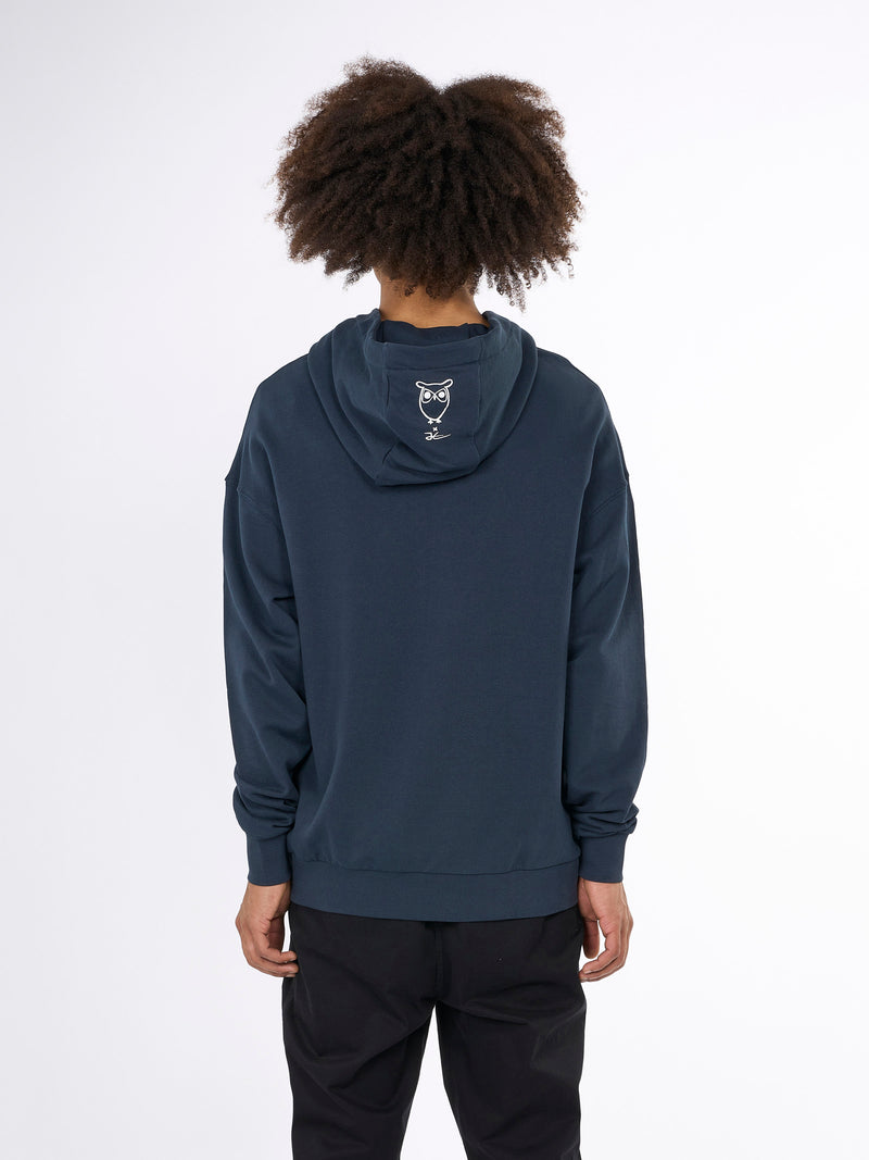 KnowledgeCotton Apparel - MEN Loose hood sweat with whale chest print Sweats 1001 Total Eclipse