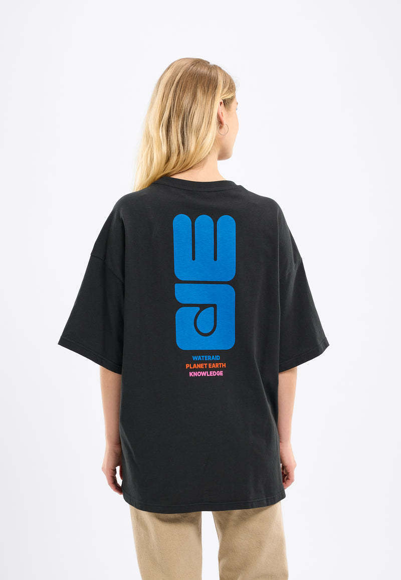 KnowledgeCotton Apparel - WMN WATERAID big logo oversize t-shirt T-shirts 1300 Black Jet